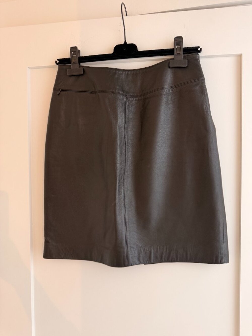 Mini Vintage Lord & Taylor Leather Skirt, Size: 4P